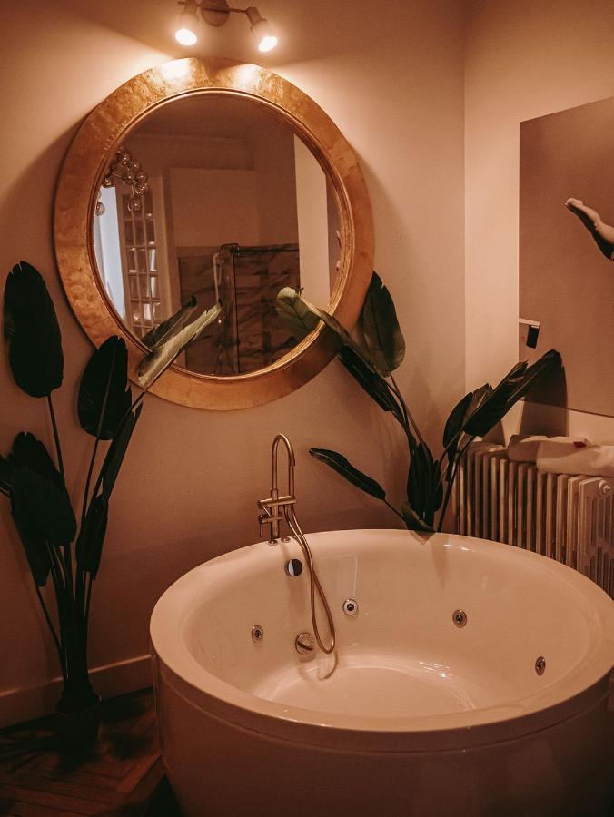 Maison Marie-Astrid, Suite Avec Balneo Privee Bordéus Exterior foto